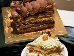 -Laderach 莱德拉(上海环贸iapm店)