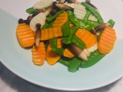 -雀蓝川菜(奥体广场店)