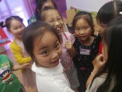 -英孚教育青少儿(昆城广场中心)