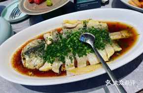 Steamed Yellow Croaker with Minced Pork and Scallion