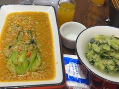 -虾弄弄海派小龙虾·牛羊蝎子火锅