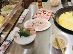 -朱光玉火锅馆(青岛凯德店)