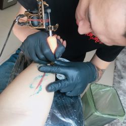 -SNOW TATTOO STUDIO