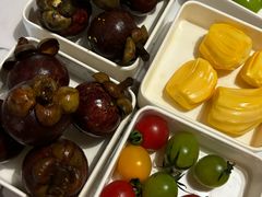 -涨巢·潮玩水疗局