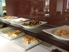 -龙岩东方凯悦商务酒店(国际美食城店)