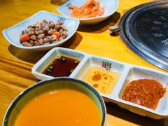 -唯成•韩国炭火烤肉 유성고기