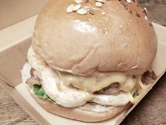 -HIGH FIVE哈福手工汉堡(桂林路店)