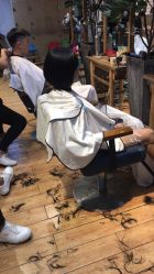 -发泽造型·烫发染发