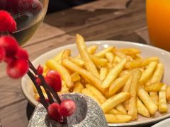 -Cau Go Vietnamese Cuisine