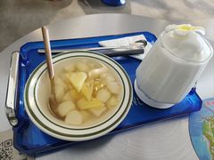 菠萝马蹄糖水-七七家的糖水店(南湾街1号店)