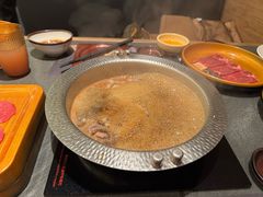-牛YO寿喜烧·铁板烧和牛火锅自助(市府恒隆店)