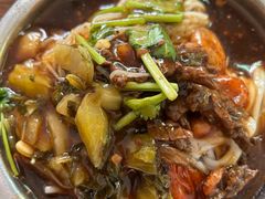 -灵山卢梅燕粉店