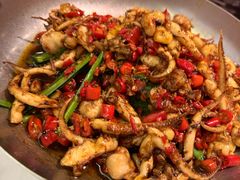 -费大厨辣椒炒肉(高铁吾悦广场店)