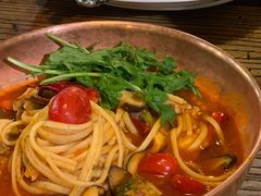 牛肉辣油意面-I HOLIC艾豪丽披萨(KKone店)