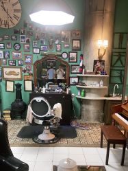 -小戈男士复古理发馆barber shop