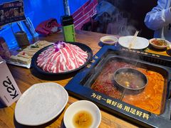 -老牌坊云南鱼豆花火锅(哈西万达店)