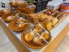 -焙丽拾光(麦凯乐直营店)