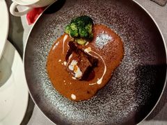 -广州万富希尔顿酒店·感趣自助餐厅·金秋蟹宴生蚝海鲜刺身