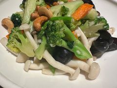 -波螺油子青岛本帮菜(银座店)
