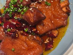 张家沱香辣蹄-懒人盐府人家(航天桥店)