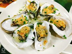 -四川小胡子海鲜(丁村万人海鲜广场店)