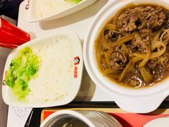 安格斯肥牛饭-南城香(北京南站店)