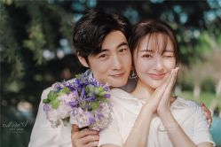 -易摄影婚纱摄影工作室