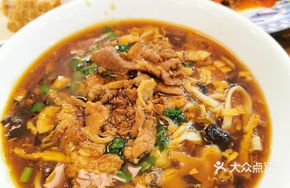 Vegetarian Noodles with Sauce