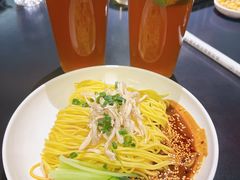 -麻六记(凤凰汇店)