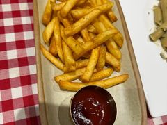 -自然食集西餐厅(泰晤士小镇店)