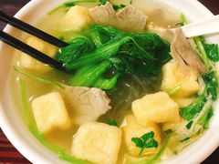牛肉粉丝汤-赤酱红油(家乐福店)