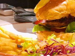 -阿妮叶李(光谷世界城店)