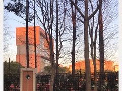 -华东师范大学第二附属中学(张江校区)