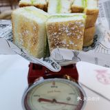 可惜卖完了，只能点薄脆皖鱼