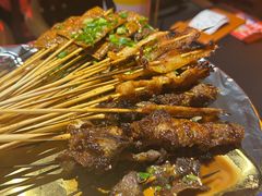 -何师烧烤Pro ·江湖川菜·小龙虾·精酿(太古里旗舰店)