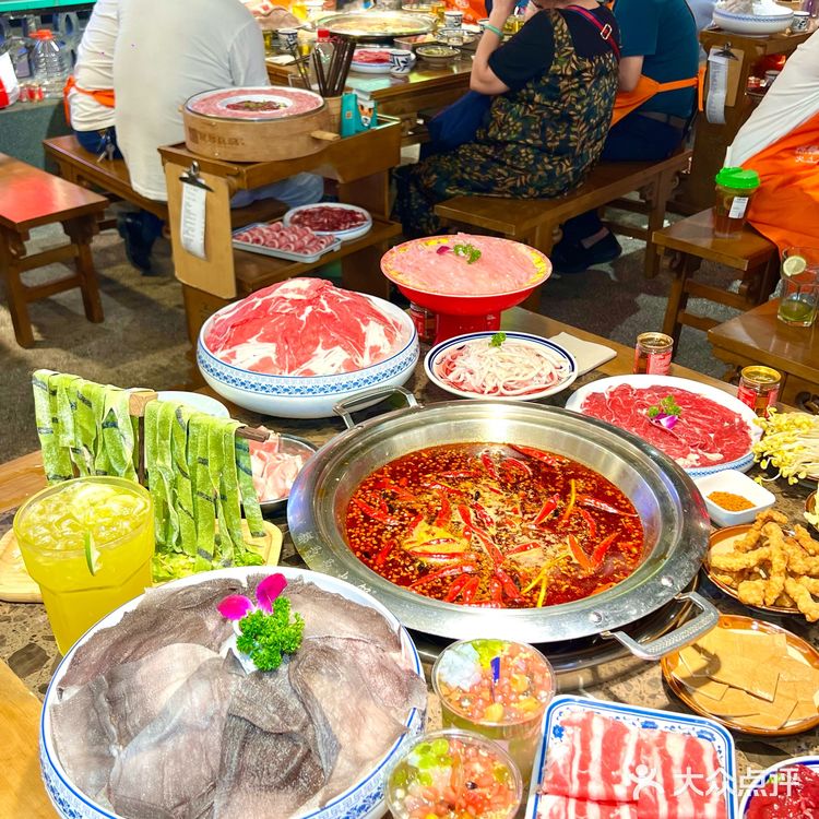 文殊院旁边!庭院里边吃火锅边听live🎵