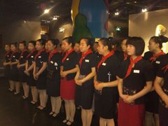 百姓厨房泥塑坊店服务员好俊哦！-百姓厨房(凤翔泥塑坊店)