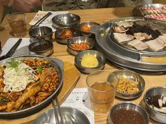 -姜虎东白丁烤肉(虹桥天地店)
