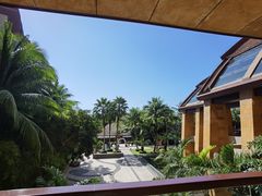 -三亚湾海居铂尔曼度假酒店