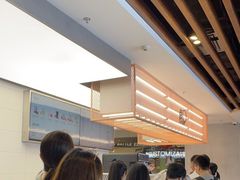 等位区-喜茶(广州东方宝泰店)