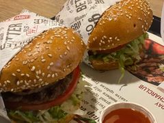 -The Habit Burger Grill 哈比特汉堡(复兴soho店)