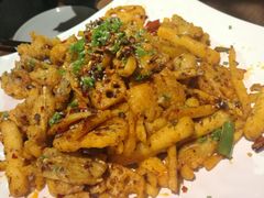 -三人行骨头王火锅(长寿店)