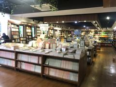 -新华书店(解放路店)