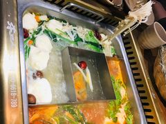 -东巴人鱼豆花火锅(幸福街店)