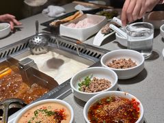 -海底捞火锅(宝龙广场夜宵主题店)