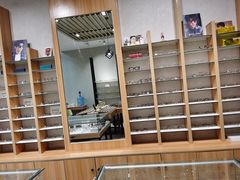 -无界眼镜MaxLess(滨江星光大道店)