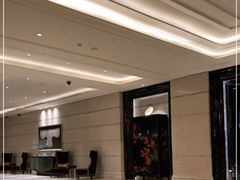 -LONG BAR 廊吧(外滩华尔道夫酒店)