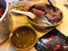 筒子骨湖藕汤-江味龙虾馆·裸蓝龙虾(南山店)