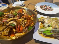 -臻鲜燕海鲜融合餐厅(金陵style店)