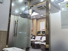 -郑远元专业修脚房(昌里东路店)